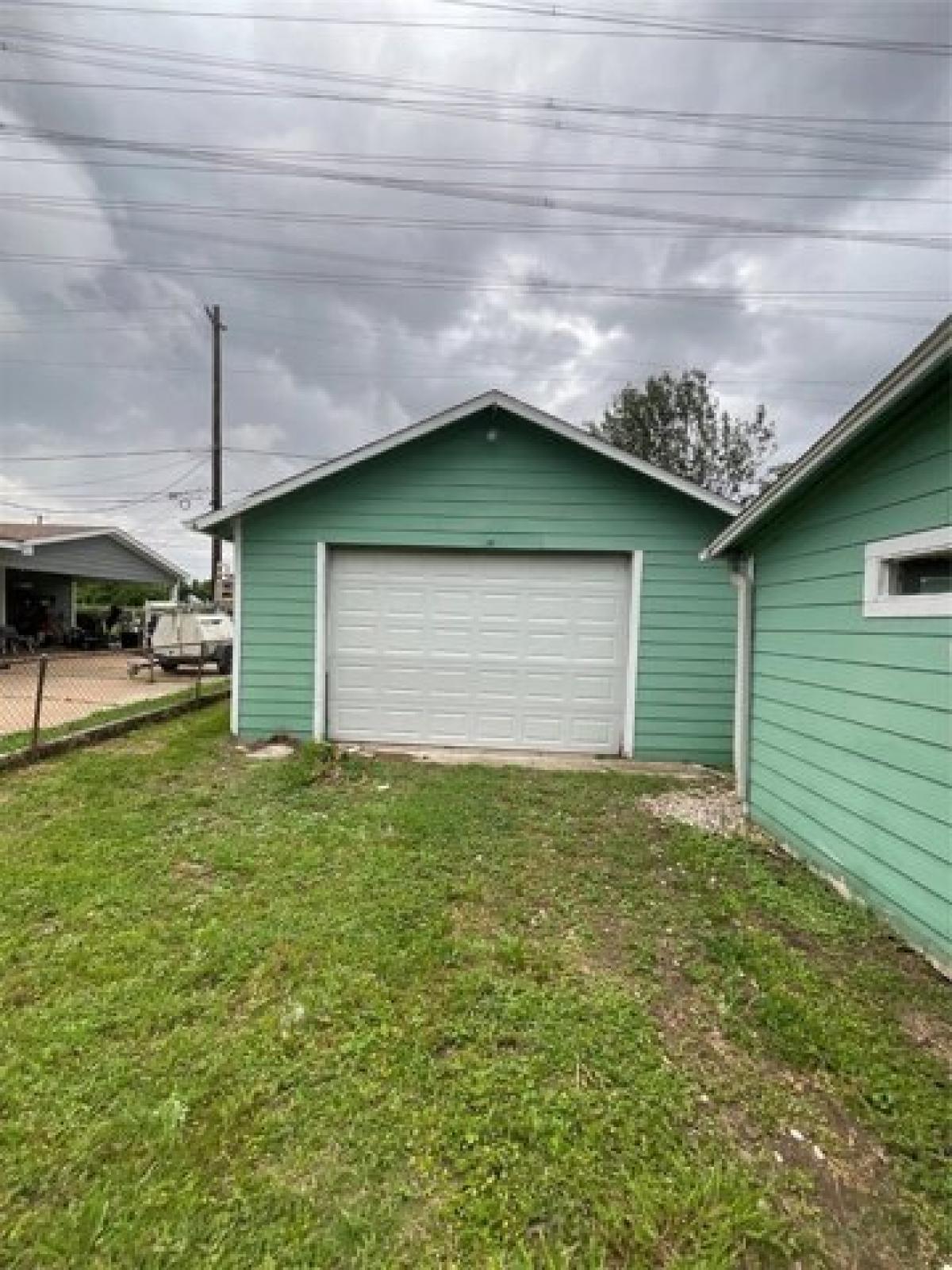 Picture of Home For Sale in Galena Park, Texas, United States