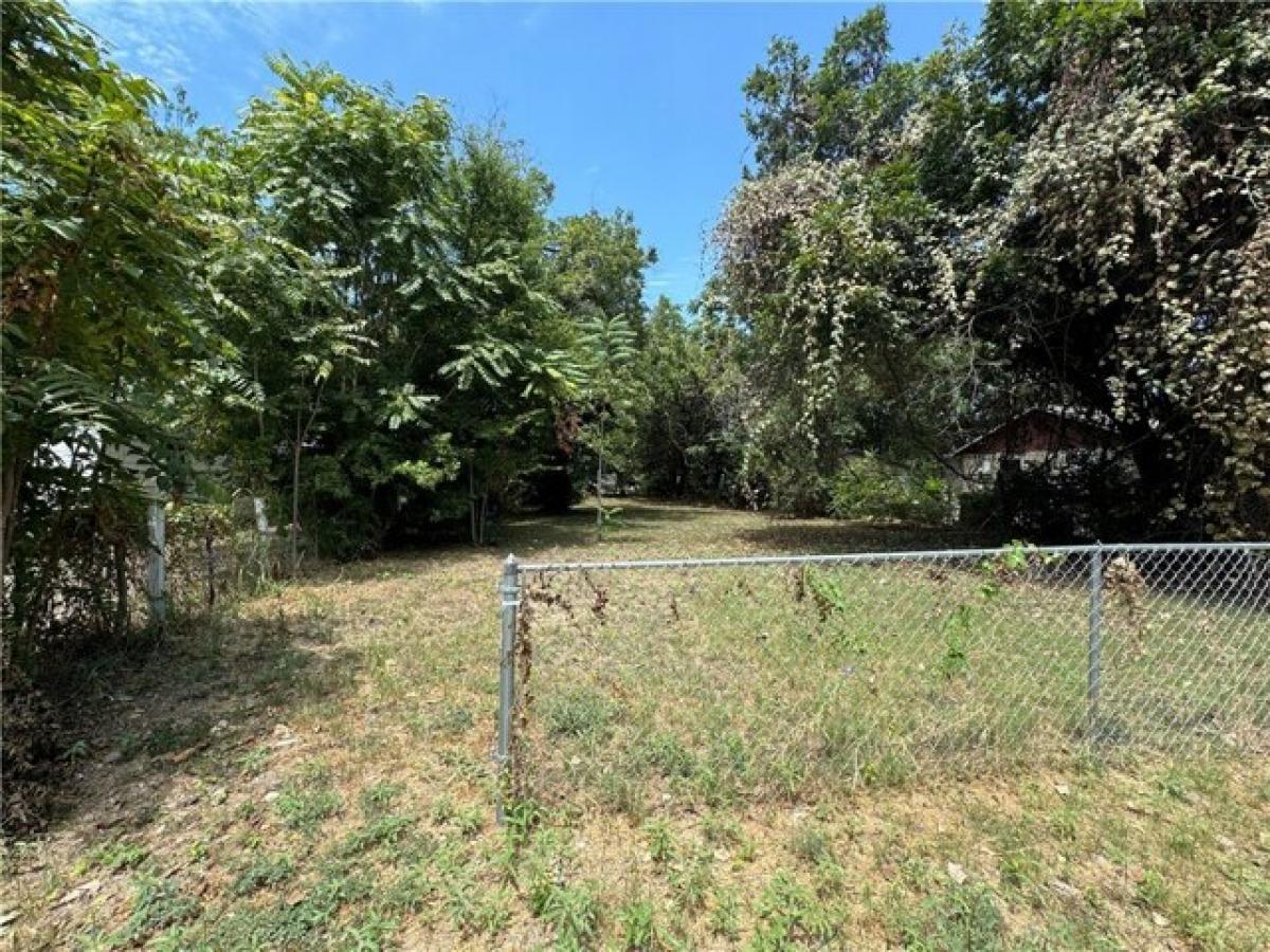 Picture of Residential Land For Sale in Waco, Texas, United States