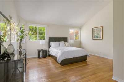 Home For Sale in Encino, California