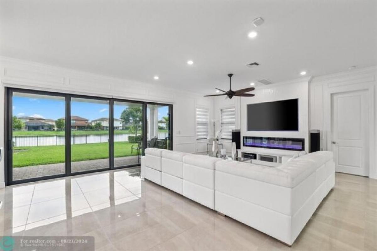 Picture of Home For Sale in Parkland, Florida, United States