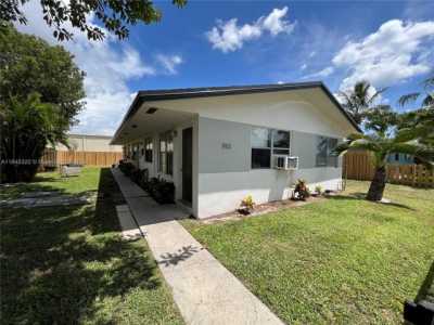 Home For Rent in Oakland Park, Florida