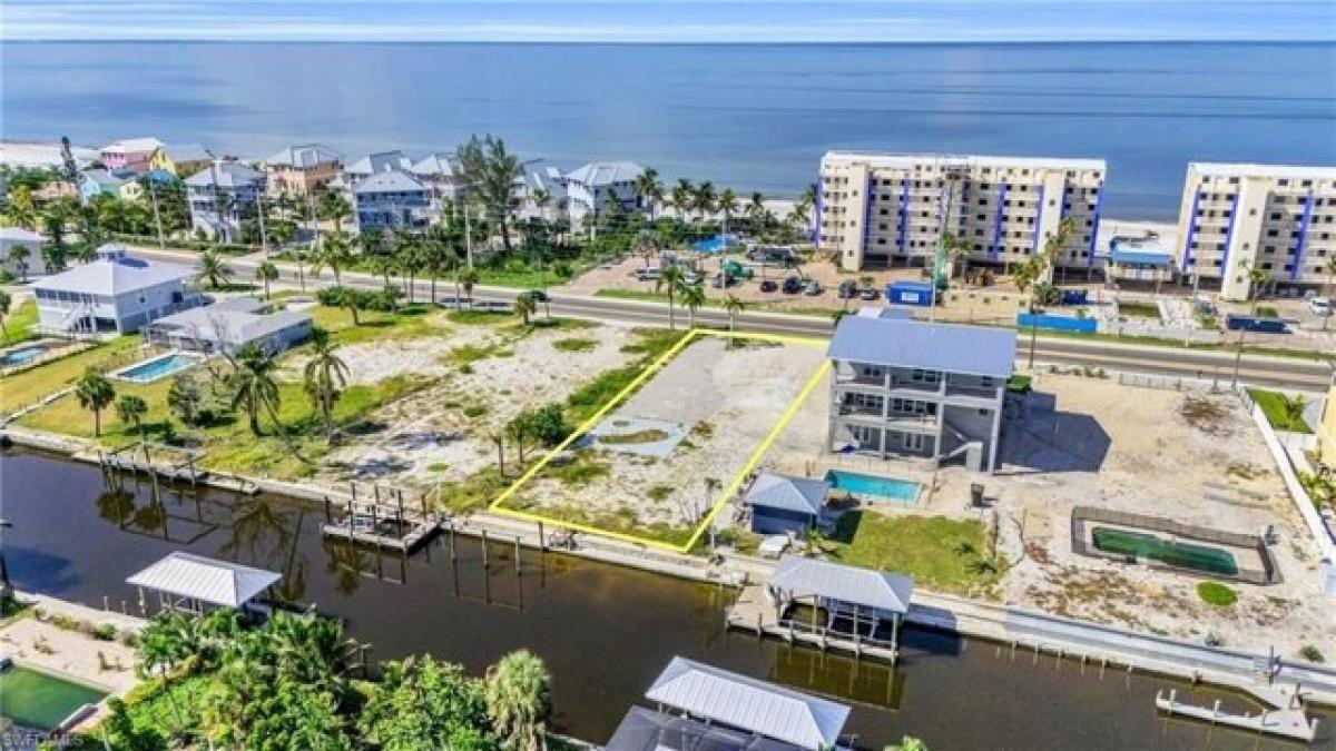 Picture of Residential Land For Sale in Fort Myers Beach, Florida, United States