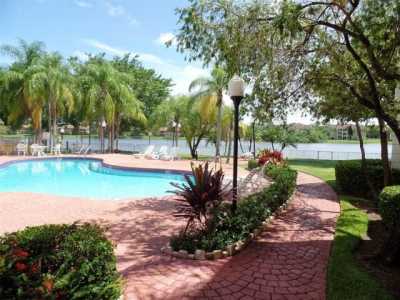 Home For Rent in Oakland Park, Florida