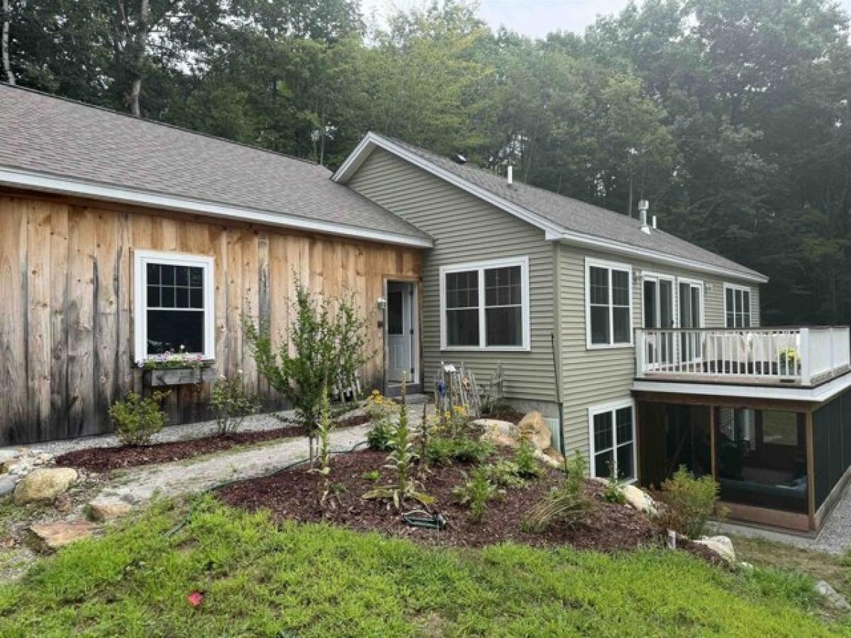 Picture of Home For Sale in Salisbury, New Hampshire, United States