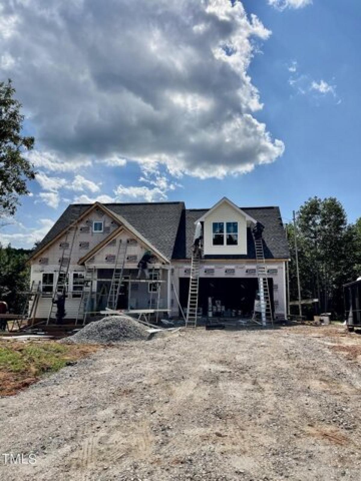 Picture of Home For Sale in Spring Hope, North Carolina, United States