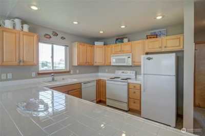 Home For Sale in Ocean Shores, Washington