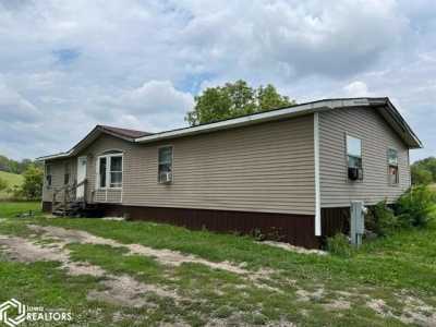 Home For Sale in Osceola, Iowa