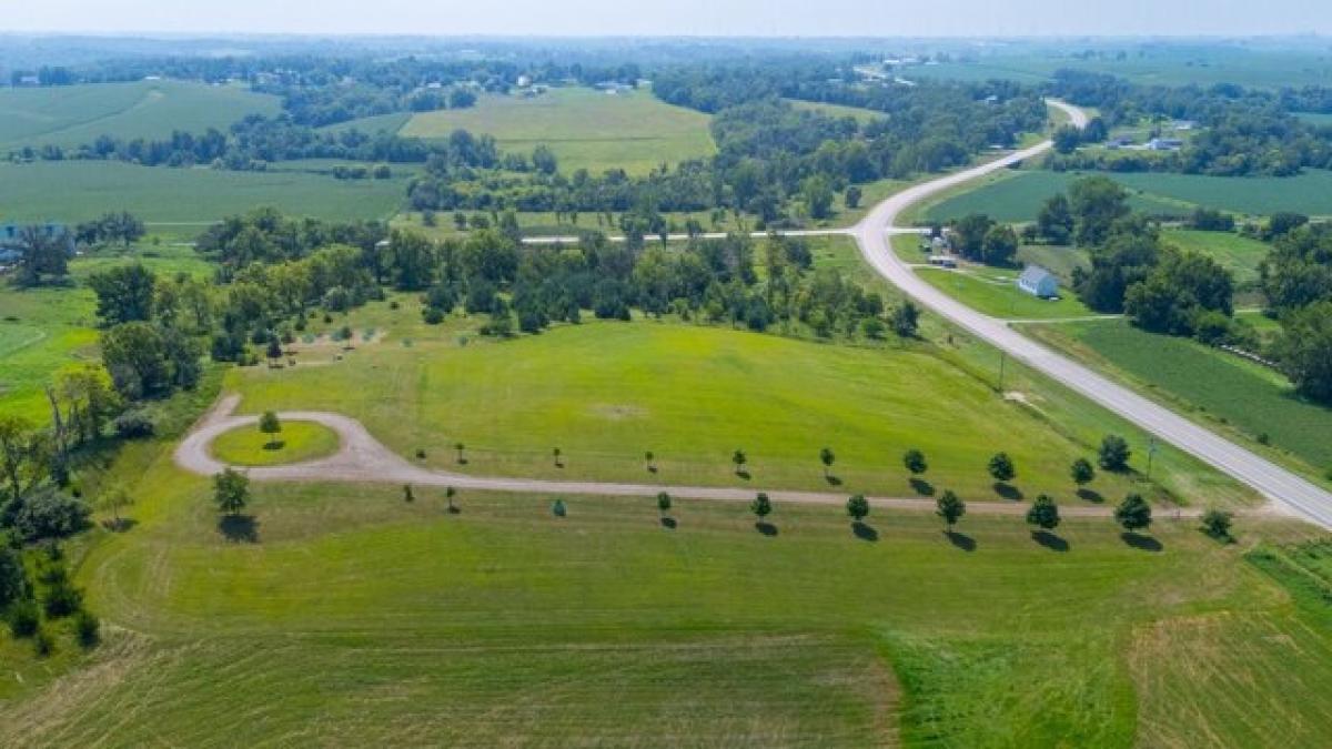 Picture of Residential Land For Sale in Marshalltown, Iowa, United States