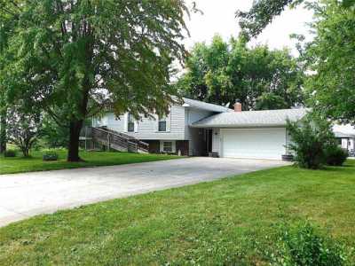 Home For Sale in Moscow Mills, Missouri