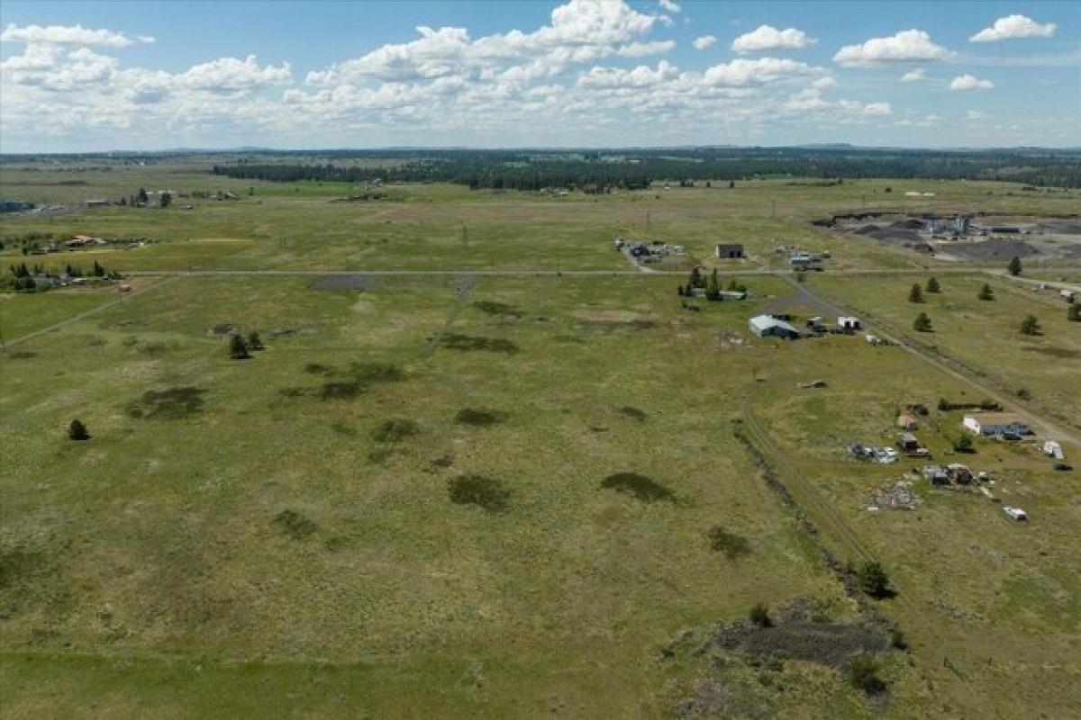 Picture of Residential Land For Sale in Spokane, Washington, United States