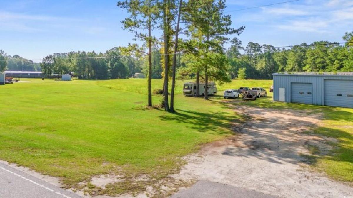 Picture of Residential Land For Sale in Conway, South Carolina, United States