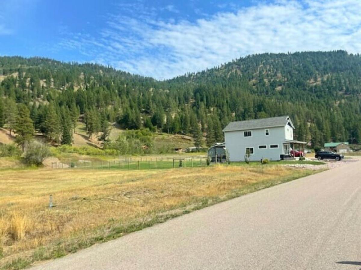 Picture of Residential Land For Sale in Clinton, Montana, United States