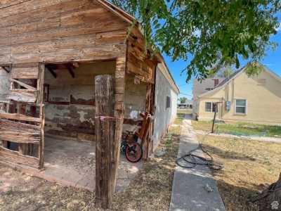 Home For Sale in Kanosh, Utah