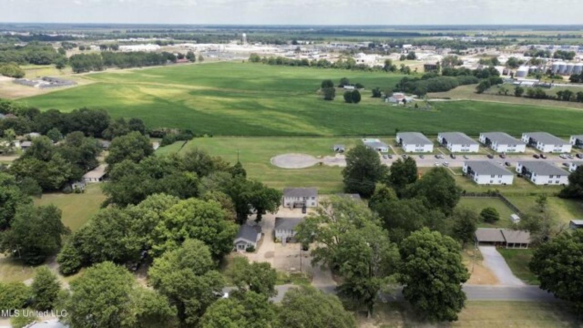 Picture of Home For Sale in Cleveland, Mississippi, United States