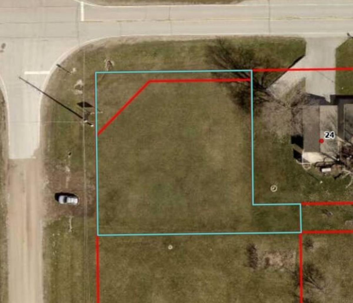 Picture of Residential Land For Sale in Waterloo, Iowa, United States