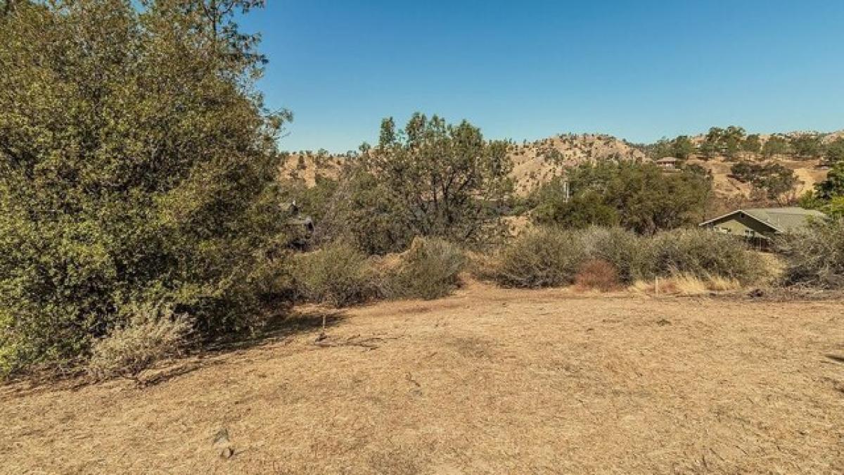 Picture of Residential Land For Sale in Friant, California, United States