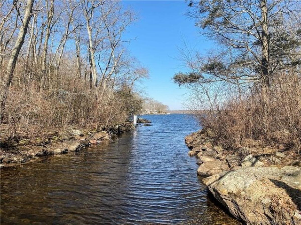 Picture of Residential Land For Sale in East Haddam, Connecticut, United States