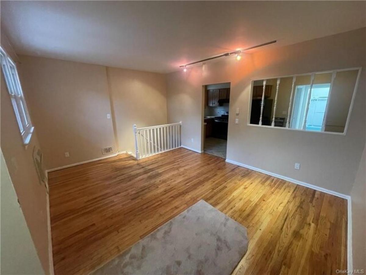 Picture of Home For Rent in Yonkers, New York, United States