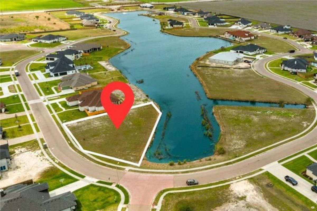 Picture of Residential Land For Sale in Corpus Christi, Texas, United States