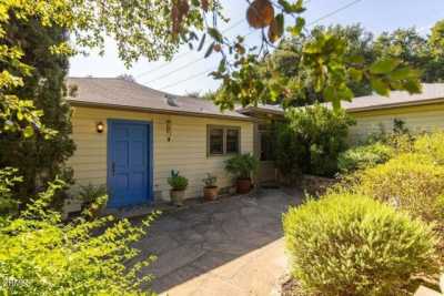 Home For Sale in Ojai, California