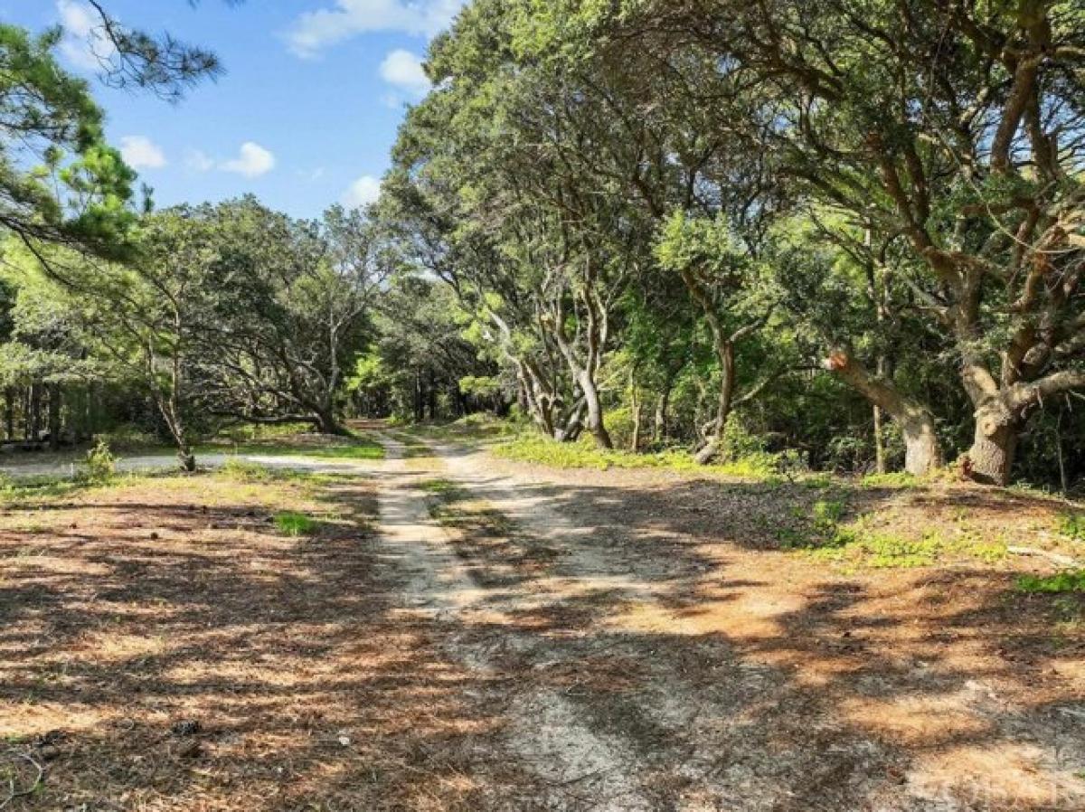 Picture of Residential Land For Sale in Currituck, North Carolina, United States