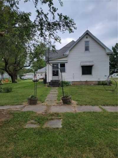 Home For Sale in Polo, Missouri