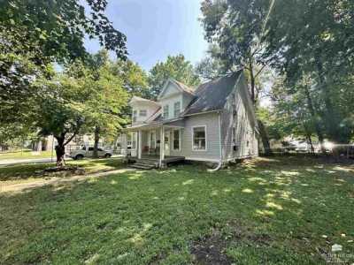 Home For Sale in Manhattan, Kansas