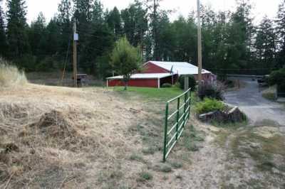 Home For Sale in Deer Park, Washington