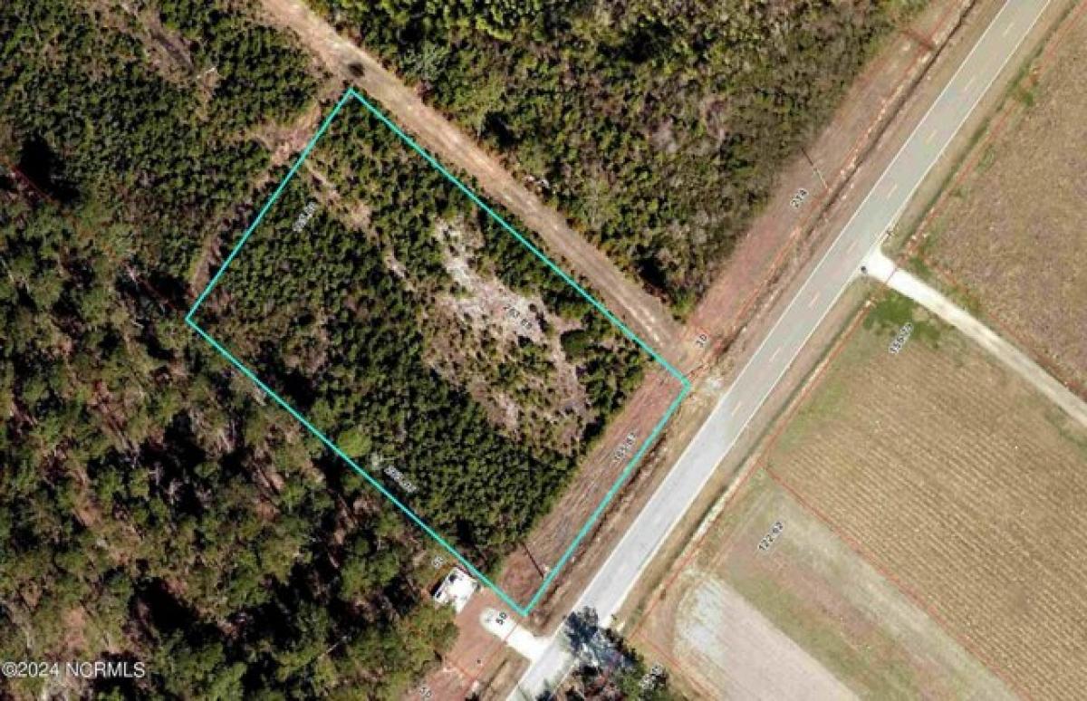 Picture of Residential Land For Sale in Havelock, North Carolina, United States