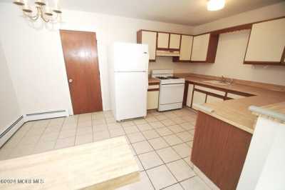 Home For Rent in Toms River, New Jersey