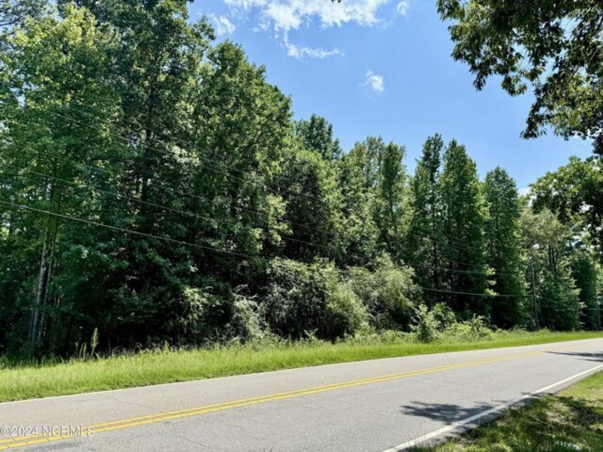 Picture of Residential Land For Sale in Sanford, North Carolina, United States