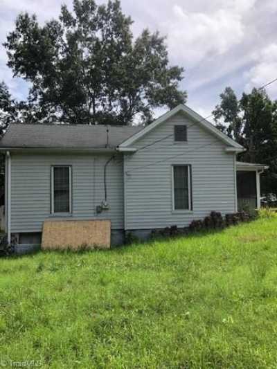 Home For Sale in Eden, North Carolina