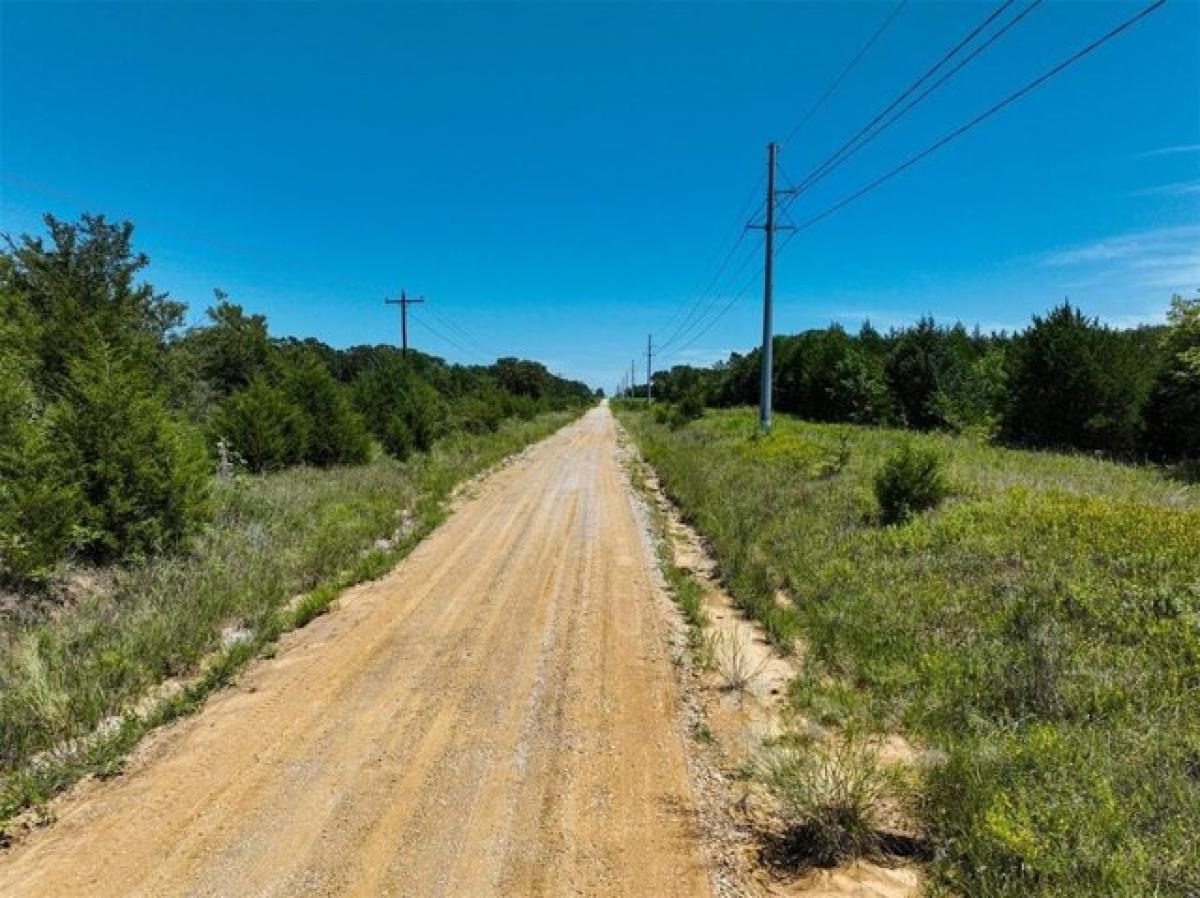 Picture of Residential Land For Sale in Wetumka, Oklahoma, United States