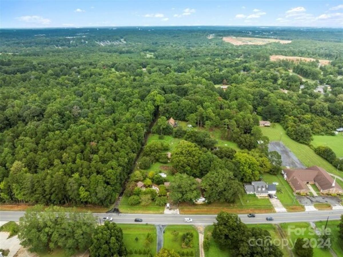 Picture of Residential Land For Sale in Gastonia, North Carolina, United States