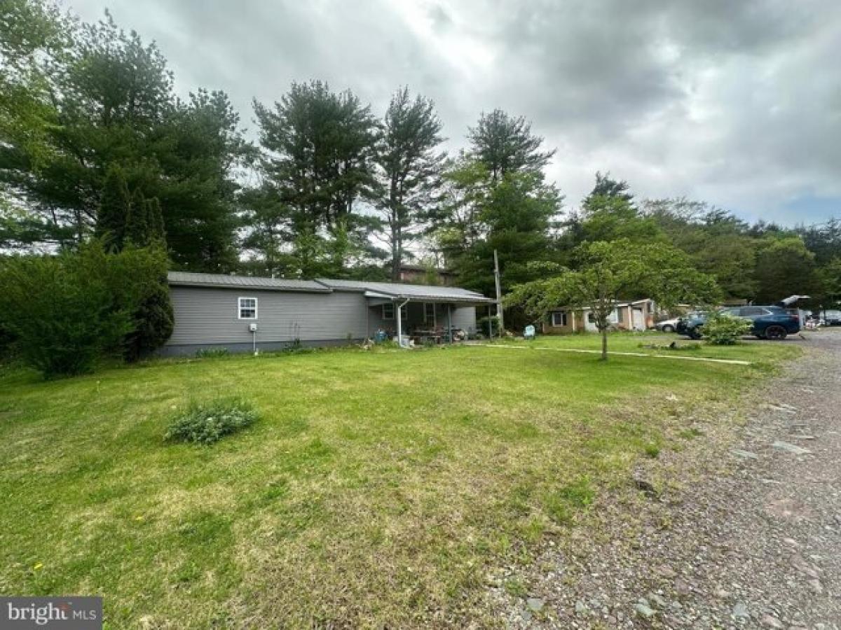 Picture of Home For Sale in Lehighton, Pennsylvania, United States