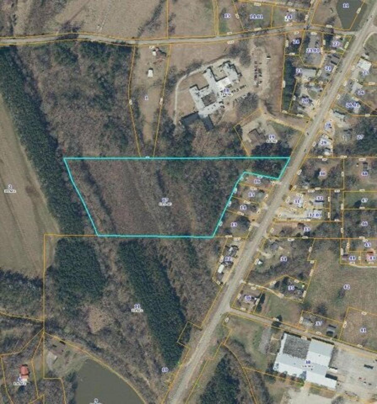 Picture of Residential Land For Sale in Baldwyn, Mississippi, United States