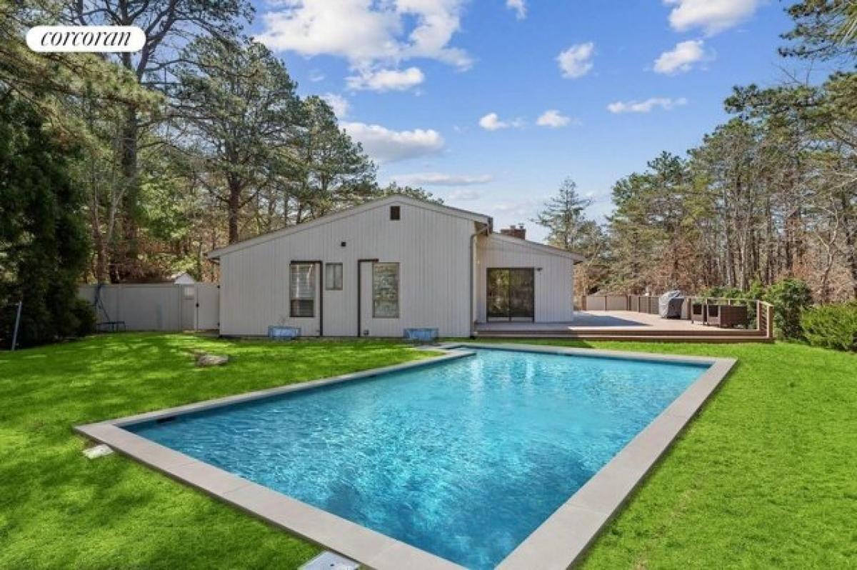 Picture of Home For Rent in East Hampton, New York, United States