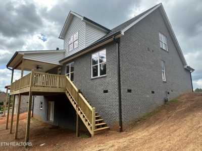 Home For Sale in Lenoir City, Tennessee