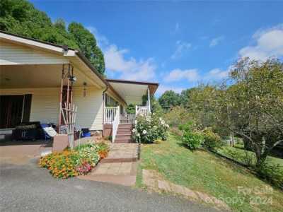 Home For Sale in Burnsville, North Carolina