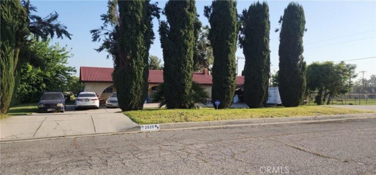 Picture of Home For Sale in Highland, California, United States