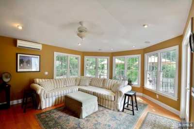 Home For Sale in Mahwah, New Jersey