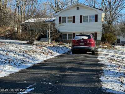 Home For Sale in Mount Pocono, Pennsylvania