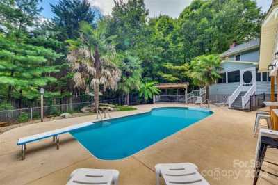 Home For Sale in Mount Holly, North Carolina