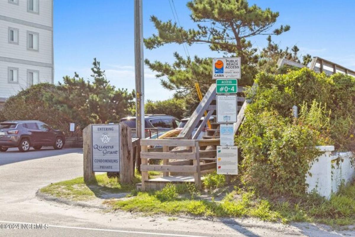 Picture of Residential Land For Sale in Topsail Beach, North Carolina, United States