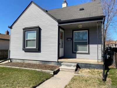 Home For Rent in Hazel Park, Michigan