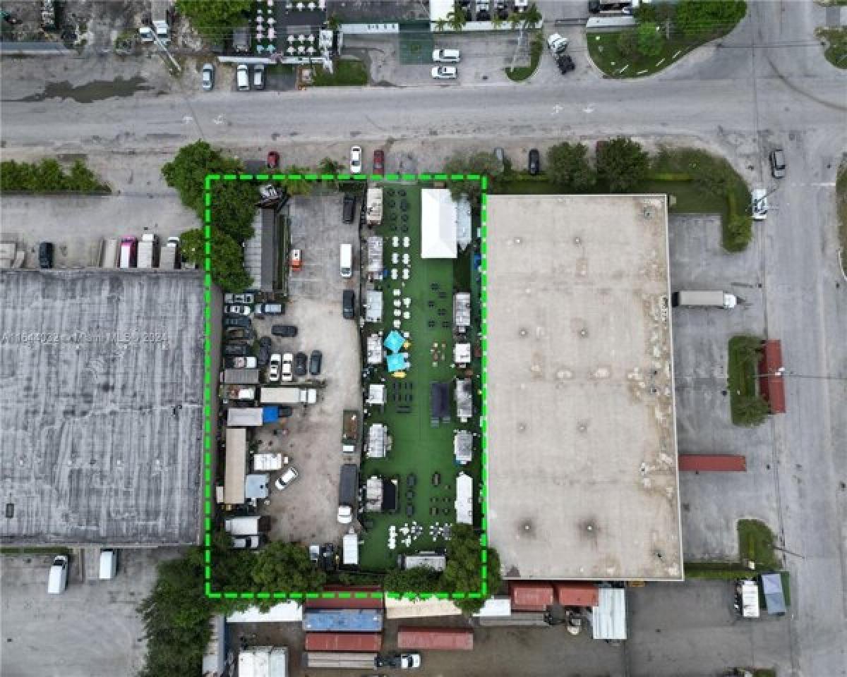 Picture of Residential Land For Sale in Miami, Florida, United States