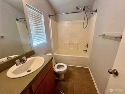 Home For Sale in Spanaway, Washington