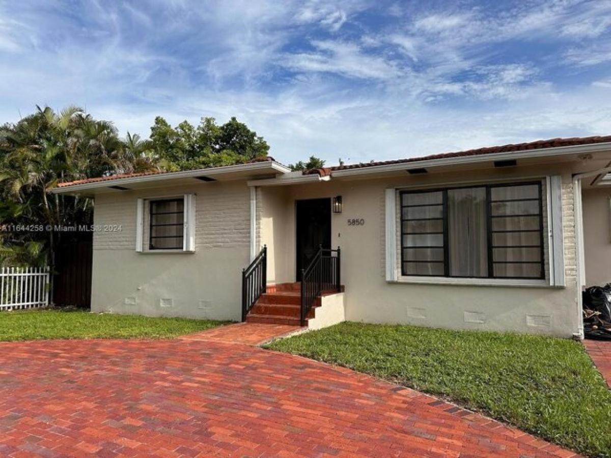 Picture of Home For Rent in West Miami, Florida, United States