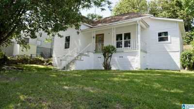 Home For Sale in Homewood, Alabama