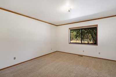 Home For Sale in Yreka, California